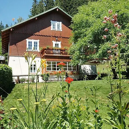 Guest house Myslivna